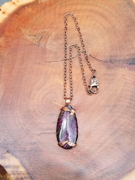 "Eudialyte Beauty" Copper Necklace