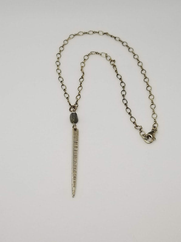 "Line 'em Up" Sterling Silver Labradorite Necklace