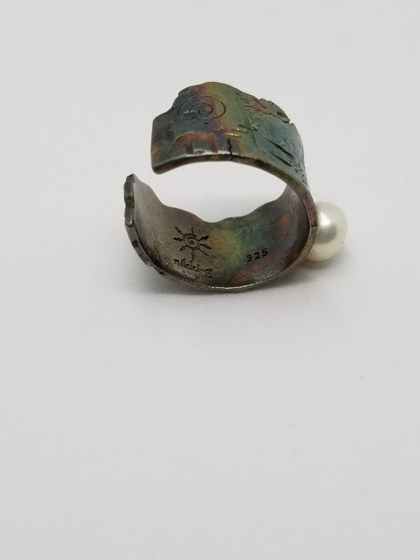 "Snow White" Sterling Silver Pearl Ring