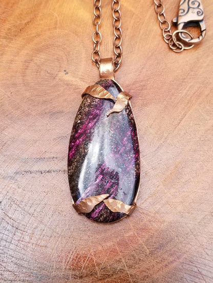 "Eudialyte Beauty" Copper Necklace